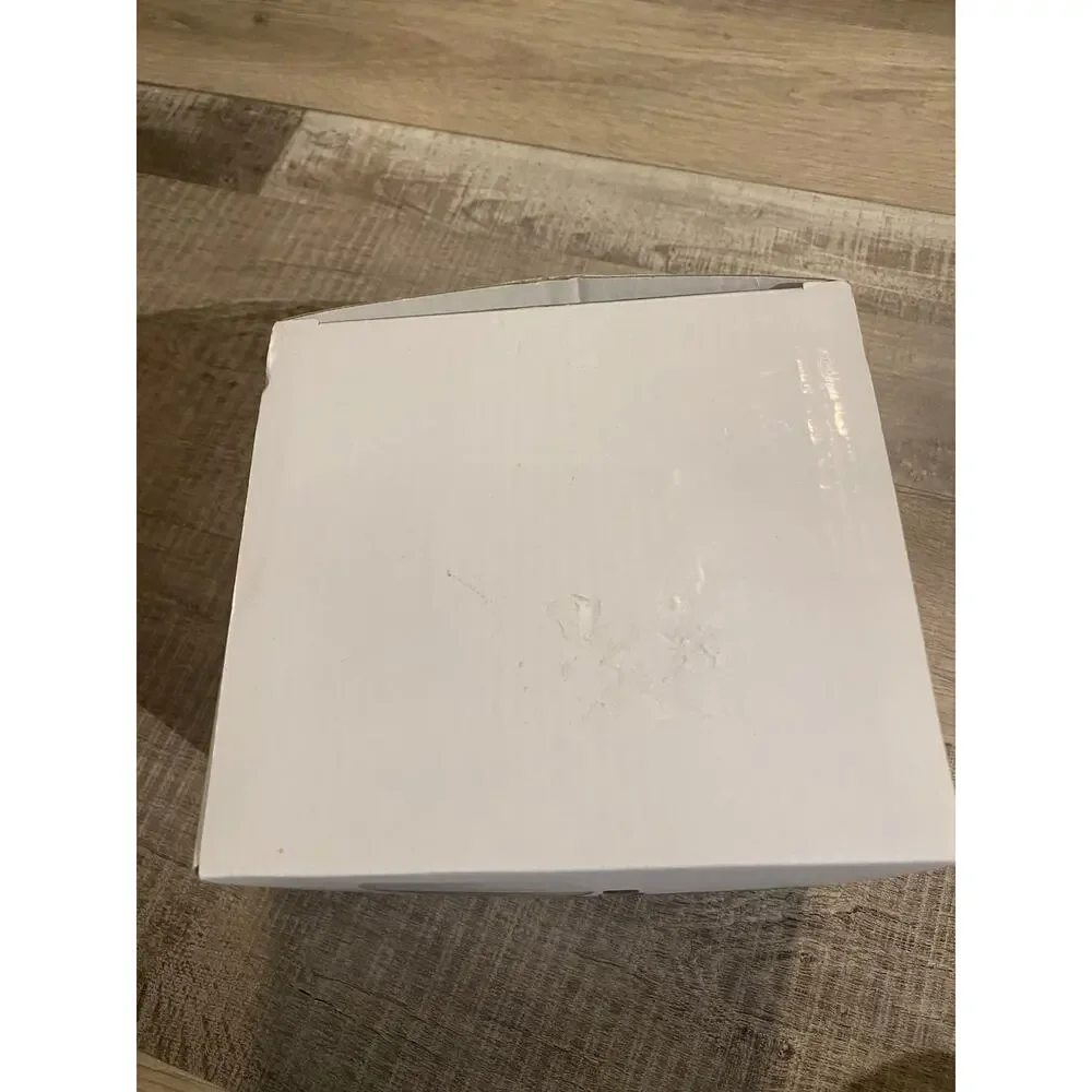 doTERRA Petal Essential Oil Diffuser White Aroma Device - Picture 4 of 13